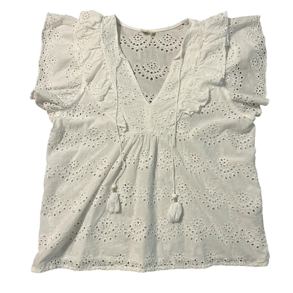 Nicole Miller Artelier White Eyelet TopCotton Eyelet Flutter Short Sleeve Top L